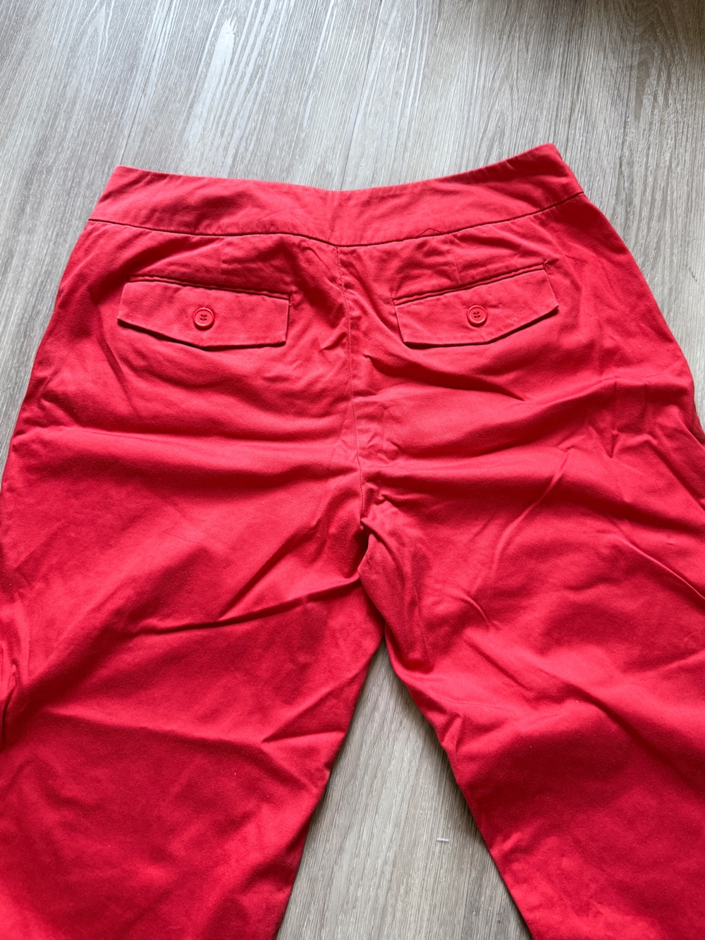 Red Button-Accent Capris - Picture 6 of 7